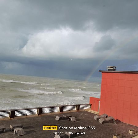 Le Rayon Vert Ault Exteriör bild